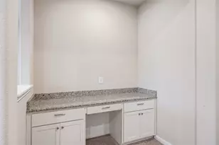 10408 Quiet Courtyard Rd, Houston, TX 77043 - Photo 22