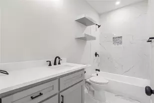 2950 Gulf St, Beaumont, TX 77703 - Photo 32