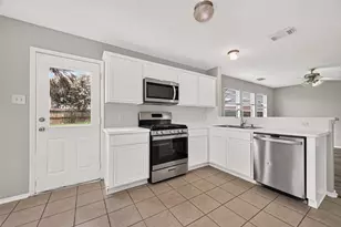 19451 Nasworthy Dr, Tomball, TX 77375 - Photo 16