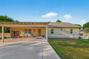 1619 Dolores St, Rosharon, TX 77583 - Photo 1