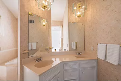 16419 Laurelfield Drive, Houston, TX 77059 - Photo 24