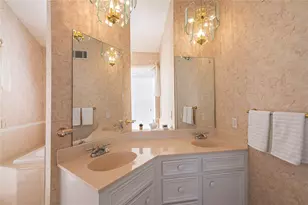 16419 Laurelfield Dr, Houston, TX 77059 - Photo 24