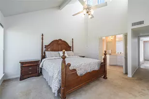 16419 Laurelfield Dr, Houston, TX 77059 - Photo 22