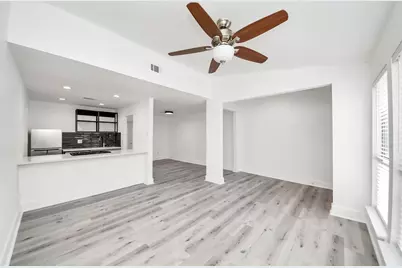 1014 Graham Drive #B4, Tomball, TX 77375 - Photo 8