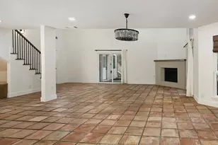 15 Crinkleroot Ct, The Woodlands, TX 77380 - Photo 6