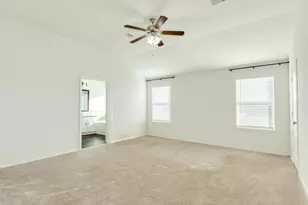 352 Selah Ct, Alvin, TX 77511 - Photo 18