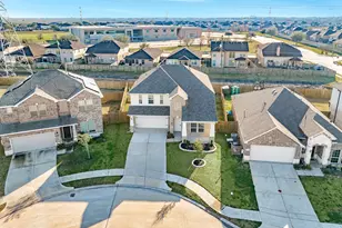 352 Selah Ct, Alvin, TX 77511 - Photo 34