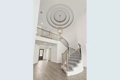 18733 Hepburn Lane, Conroe, TX 77302 - Photo 2