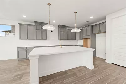 18733 Hepburn Lane, Conroe, TX 77302 - Photo 6