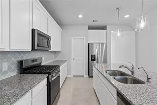 19572 Stripe Hl Bnd, Montgomery, TX 77316 - Photo 16