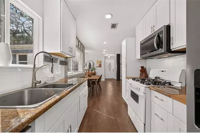 5454 Creekbend Drive, Houston, TX 77096 - Photo 26