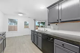 14535 Windmill Meadows Ct, Houston, TX 77082 - Photo 18