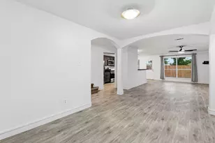 14535 Windmill Meadows Ct, Houston, TX 77082 - Photo 16
