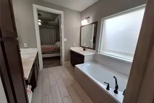 12401 Berberry Dr, Texas City, TX 77568 - Photo 16