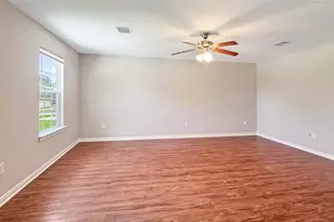 7406 Blue Jay Dr, Texas City, TX 77591 - Photo 2