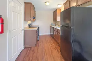 7406 Blue Jay Dr, Texas City, TX 77591 - Photo 4