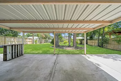 6006 Vicki John Drive, Houston, TX 77096 - Photo 34