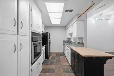 6006 Vicki John Drive, Houston, TX 77096 - Photo 14