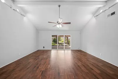 6006 Vicki John Drive, Houston, TX 77096 - Photo 16