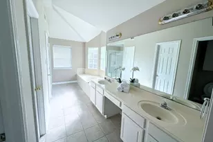 1111 Mulberry Ln, Bellaire, TX 77401 - Photo 8