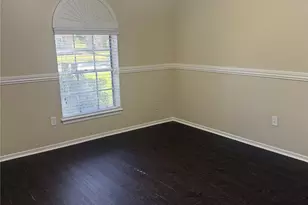 256 E Castle Harbour Dr, Friendswood, TX 77546 - Photo 8