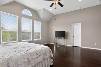 2841 Shadow Woods Court, Houston, TX 77043 - Photo 28