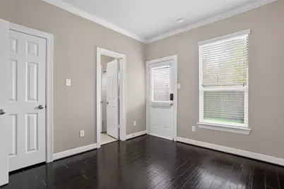 2841 Shadow Woods Court, Houston, TX 77043 - Photo 44