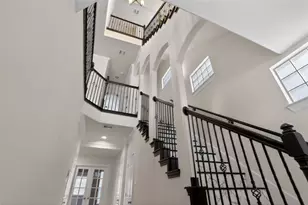 2841 Shadow Woods Ct, Houston, TX 77043 - Photo 6