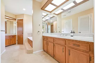 16040 Dunes Drive, Crosby, TX 77532 - Photo 8