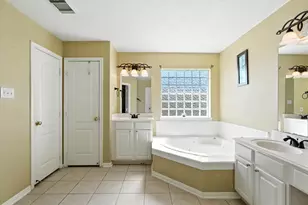 16626 Bluefin St, Crosby, TX 77532 - Photo 12