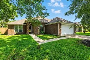 16626 Bluefin St, Crosby, TX 77532 - Photo 1