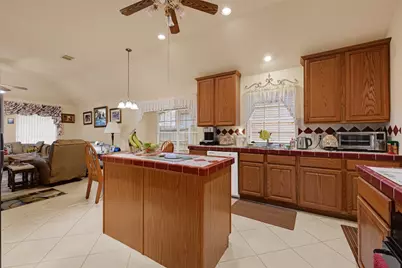 1406 Lofty Mills Drive, Houston, TX 77339 - Photo 8