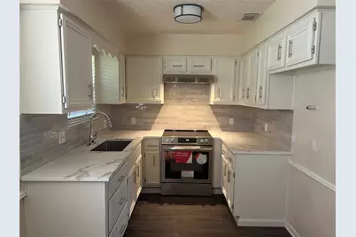 4112 19th Street N, Texas City, TX 77590 - Photo 4