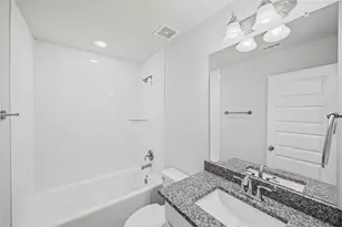 40122 Spyglass Hl Dr, Cleveland, TX 77327 - Photo 22