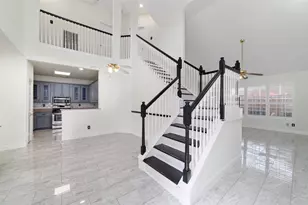 1408 S Friendswood Dr, Friendswood, TX 77546 - Photo 4