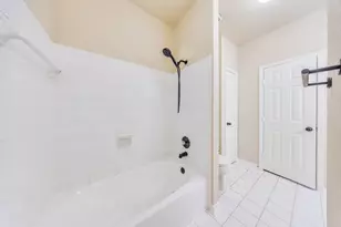 9103 Eaglecove Dr, Houston, TX 77064 - Photo 18