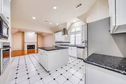 9103 Eaglecove Drive, Houston, TX 77064 - Photo 8