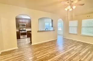 1205 Quarterhorse Dr, Alvin, TX 77511 - Photo 18
