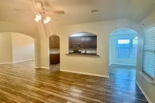 1205 Quarterhorse Dr, Alvin, TX 77511 - Photo 14