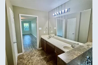 1205 Quarterhorse Drive, Alvin, TX 77511 - Photo 40