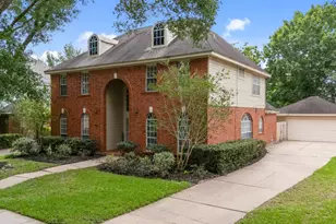 3214 Richland Dr, Sugar Land, TX 77478 - Photo 4