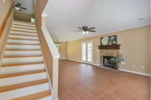 1333 Deer Ridge Dr, League City, TX 77573 - Photo 10