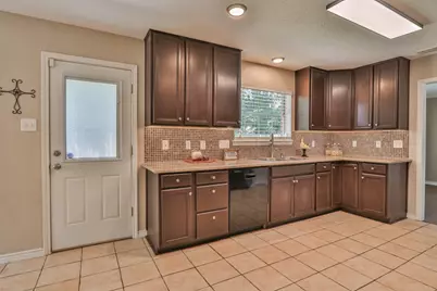 1333 Deer Ridge Drive, League City, TX 77573 - Photo 14