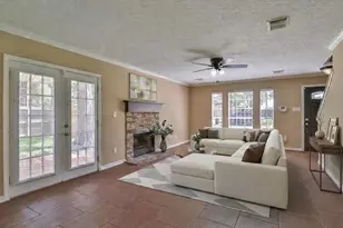 1333 Deer Ridge Dr, League City, TX 77573 - Photo 12