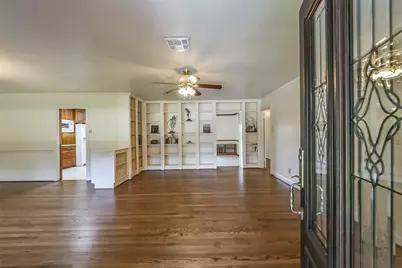 6637 Merry Lane, Houston, TX 77023 - Photo 6