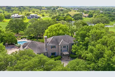 27030 Masters Pkwy, Spicewood, TX 78669 - Photo 4