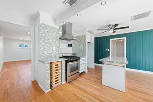 4415 Merwin St, Houston, TX 77027 - Photo 6