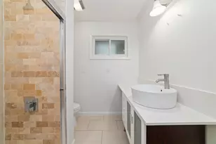 4415 Merwin St, Houston, TX 77027 - Photo 10