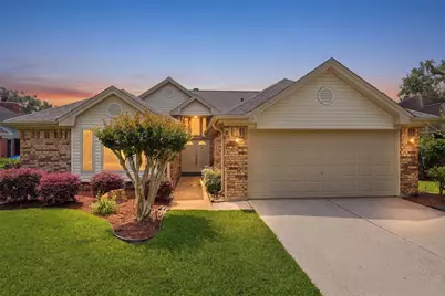 3206 N Peach Hollow Circle, Pearland, TX 77584 - Photo 2