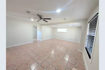 10418 S Oswego Street, Houston, TX 77029 - Photo 2